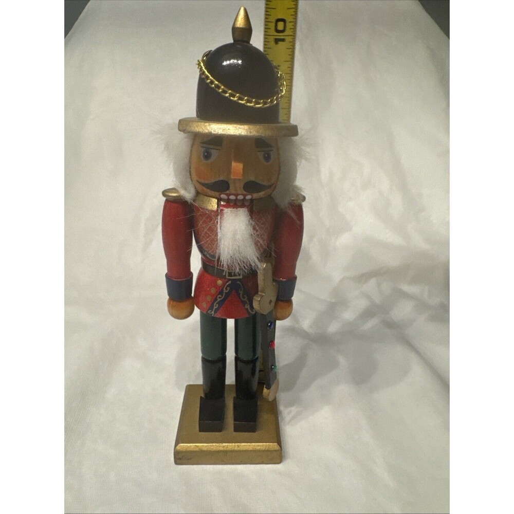 Wooden Knight/Soldier Nutcracker Approx 10 To 10-1/2” Tall - Picture 9 of 11